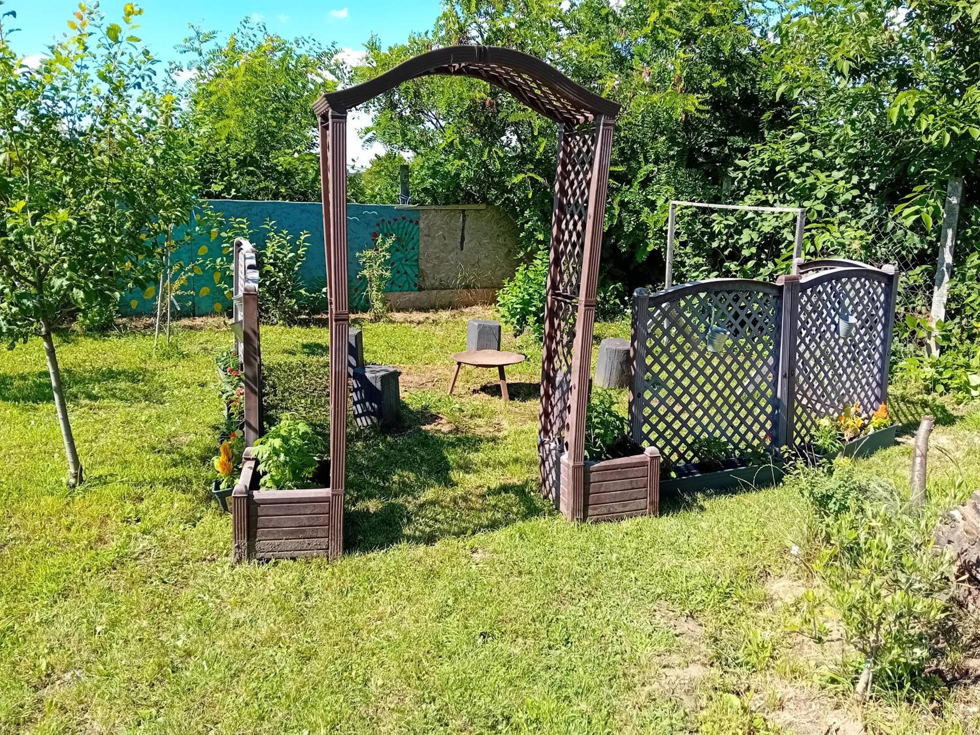 Apartamento Bei Hanna Enying Exterior foto